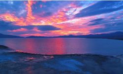 Van’ın Doğal Cenneti Erçek Gölü’nde Renk Cümbüşü