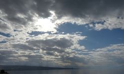 Van Semalarında Bulut ve Işık Şöleni: Gündüz Dans, Akşam Büyü