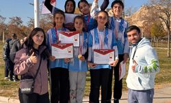 Cumhuriyet Ortaokulu Öğrencisinden İki Derece Birden