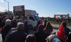 Kurtuluş gününde ‘yağ' izdihamı: Ezilme tehlikesi geçirdiler
