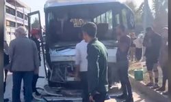 Adana’da İşçi Servisi Zincirleme Kazaya Karıştı: 4 Yaralı