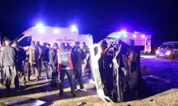 Hakkari Yüksekova'da Kazası! 5 Yaralı