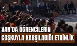 Van'da Öğrenciler Tiyatro ve Ebru Sanatı İle Tanıştı