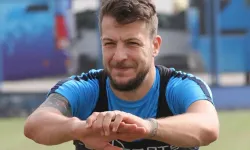 Vanspor'un Eski Futbolcusu Batuhan Karadeniz Hakkında Kırmızı Bülten Kararı