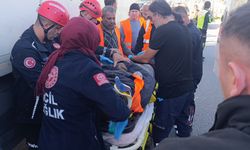 Antalya’da Karayolları İşçisi Tırın Altında Kalarak Hayatını Kaybetti