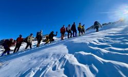 Vadi Doğa Sporları Kulübü’nden Erek Dağı’na Zirve Tırmanışı