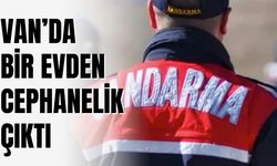 Van’da Bir Evden Cephanelik Çıktı