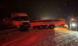 Kar Kazayı Beraberinde Getirdi! 7 Araç Birbirine Çarptı