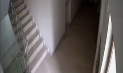 Van’da "Pes" Dedirten Hırsızlık: Eskisini Bıraktı, Yenisini Giydi!