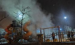 Van’da Çocuk Parkını Yaktılar!