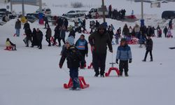 Van’da Çocuklar Tatilin Tadını Doyasıya Çıkardı