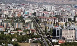 Vanlı Sürücülere Kritik Uyarı: O Yollar Kapatılıyor!