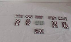 Van’da Yol Kontrolünde 153 Sentetik Hap Ele Geçirildi