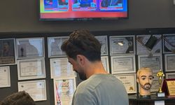 Van Esnafı İş Başında Van 65 TV İzliyor!