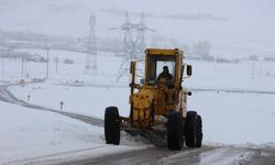 Van’da Kar Felaketi: 76 Yerleşim Yeri Ulaşıma Kapandı