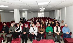 Van'da Aday Öğretmenlere Güçlü Mesajlar