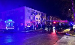 Korkutan yangın! 8 kişi dumandan zehirlendi!