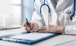 Van’a 100 Doktor Atandı: Müjdeyi Kayhan Türkmenoğlu Duyurdu