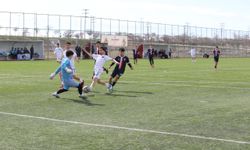 Van Büyükşehir Belediyespor U-18 Takımı Şampiyonluğu İlan Etti!