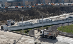 "Belediye 'Valilik' Dedi, Valilik 'Başka Kapıya'!" Süphan Mahallesi Arada Perişan Oldu!