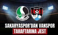 Sakaryaspor’dan Vanspor Taraftarına Jest
