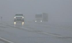 Van’da Sis Ve Kar Sürücülere Zor Anlar Yaşattı!