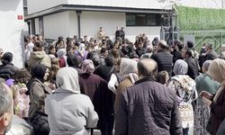 Ortaokulda zehirlenme iddiası: Çok sayıda öğrenci hastaneye kaldırıldı