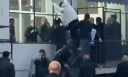 Tekmeli sopalı kavga!