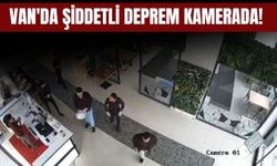 Van'da Şiddetli Deprem Kamerada!