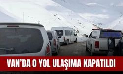 Van Bahçesaray’da Çığ Ve Tipi Ulaşımı Durdurdu