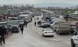 Van'da Büyük Kurban Şoku! Pazarda Hayvan Çok Ama Kimse...