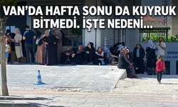 Van'da Aile Kart İzdihamı! Halkbank Önünde Metrelerce Kuyruk!