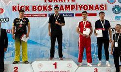 Vanlı Sporcu Alim Yönten Türkiye Kick Boks Şampiyonu Oldu