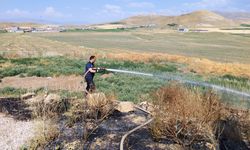 Van'da Kırsalda Yangın Alarmı