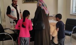 Yetimler Vakfı Van’da 201 Yetim Öğrencinin Kırtasiye İhtiyacını Karşıladı