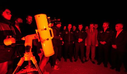 Bakan Kacır: "Türkiye Ay'a Bayrağını Taşıyacak"