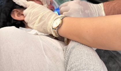 Ağrı'da Genç Kadının Midesinden Endoskopiyle 2 Kalem Çıkarıldı