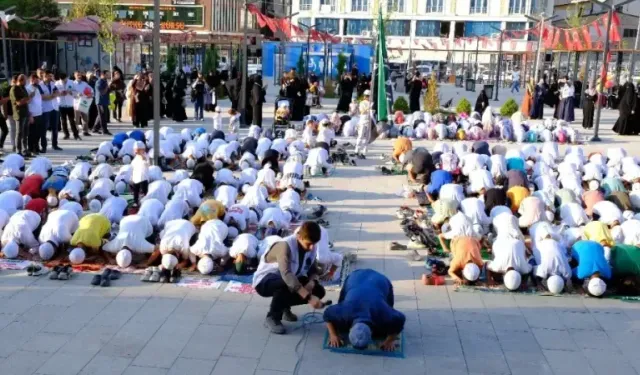 Van’da "Hayat Namazla Güzeldir" Etkinliği 