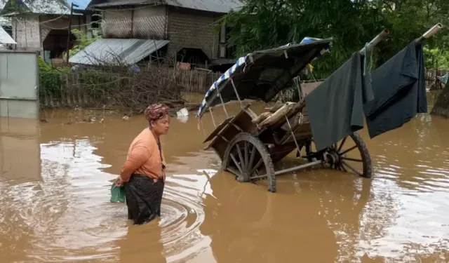 Myanmar'daki Sel ve Toprak Kaymalarında Can Kaybı 74'e Yükseldi 