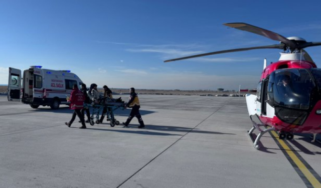 Van’da ambulans helikopter inme geçiren hasta için havalandı