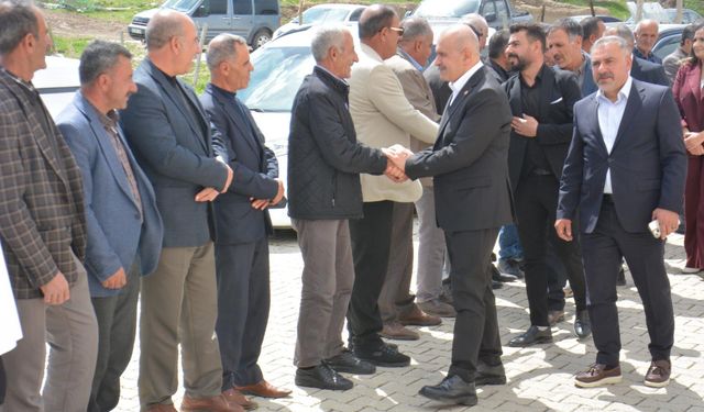 AK Parti Van Teşkilatından Saray’a Çıkartma: 23 Mahalleye Ziyaret
