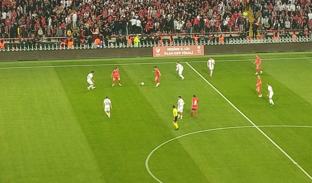 Finalde İlk Yarı Sessiz Geçti! Gözler İkinci Yarıda!