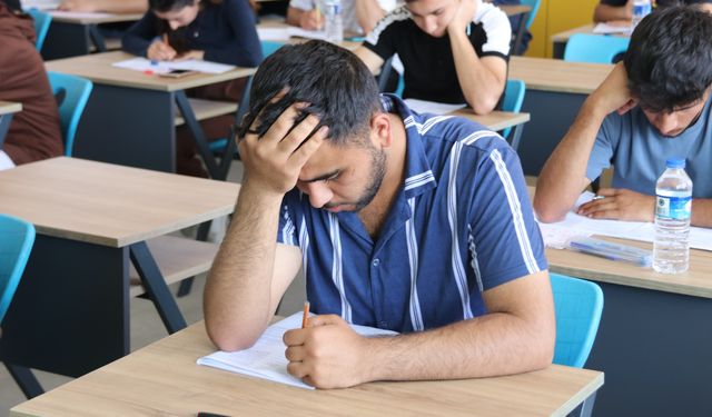 YKS’ye Girecek Vanlı Öğrencilere Belediyeden Büyük Jest!