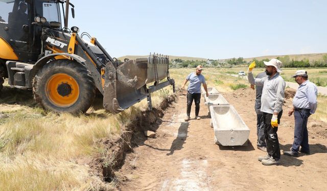 Van’daki Mahallelere Bir Bir Sıvat Yerleştirildi