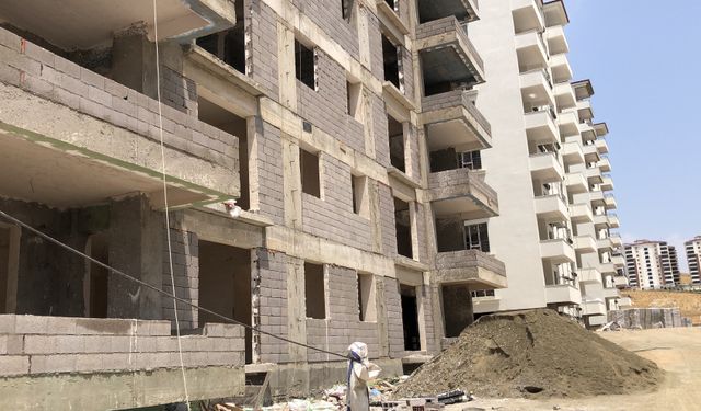 Elazığ'da İnşaat İşçisi 4. Kattan Düşüp Can Verdi!