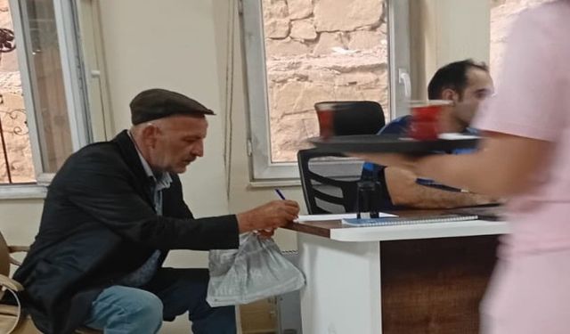 Hakkari’de Dilencilik Operasyonu: Ceza Kesildi, İl Dışına Çıkartıldı!
