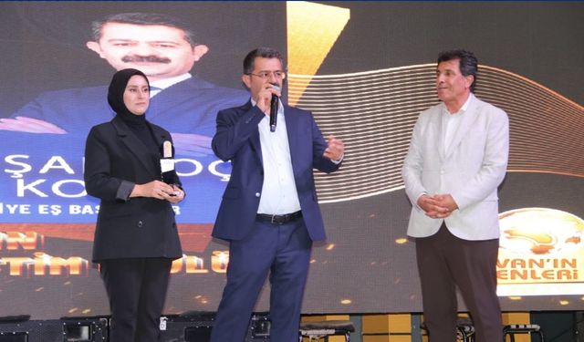 Edremit Belediyesi’ne “Yılın Yerel Yönetimler Ödülü”