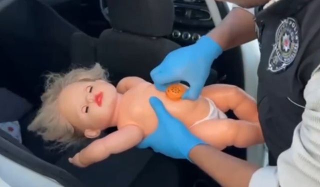 Erzincan'da Oyuncak Bebeğin İçinden Bonzai Çıktı!