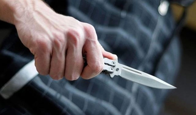 Almanya’da Belediye Başkanı Evinde Bıçaklı Saldırıya Uğradı