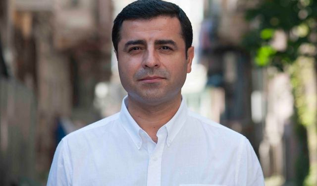 CHP’li Namık Tan, Demirtaş’la Cezaevinde Görüştü